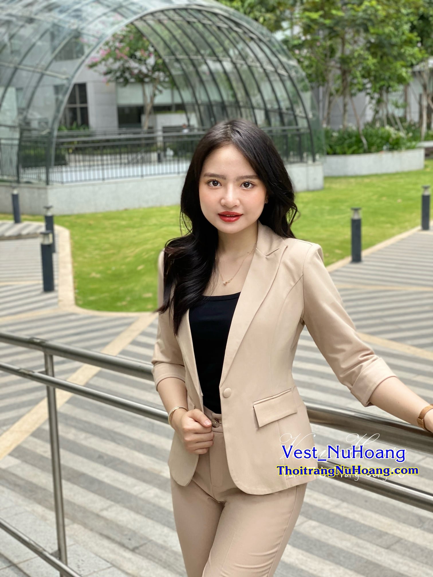 Bộ Vest nữ công sở đẹp, trẻ trung, thanh lịch, sang trọng (Tặng áo thun trong) – VN97